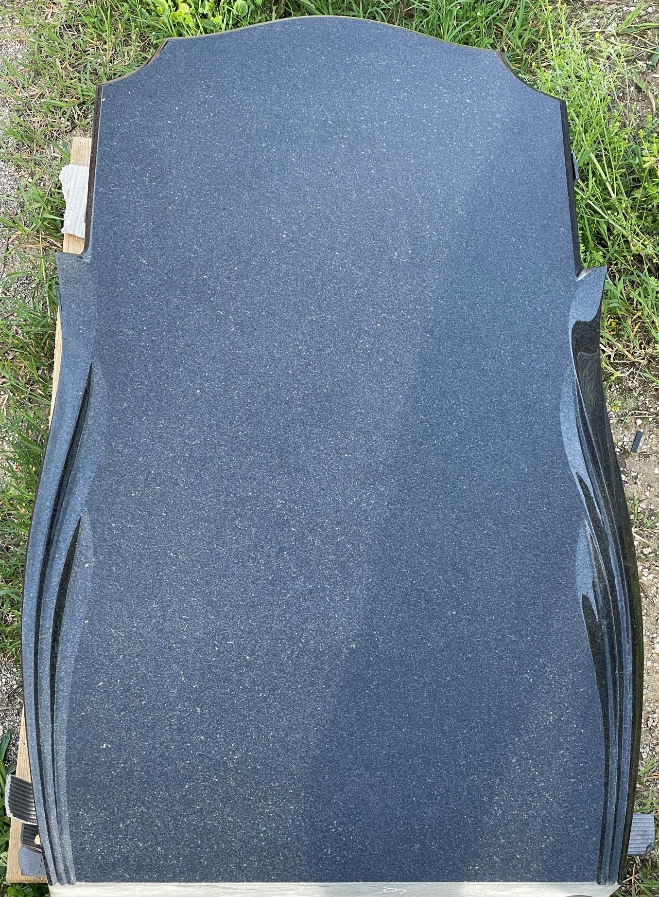 Модел 15 - Черен гранит Габро Буки