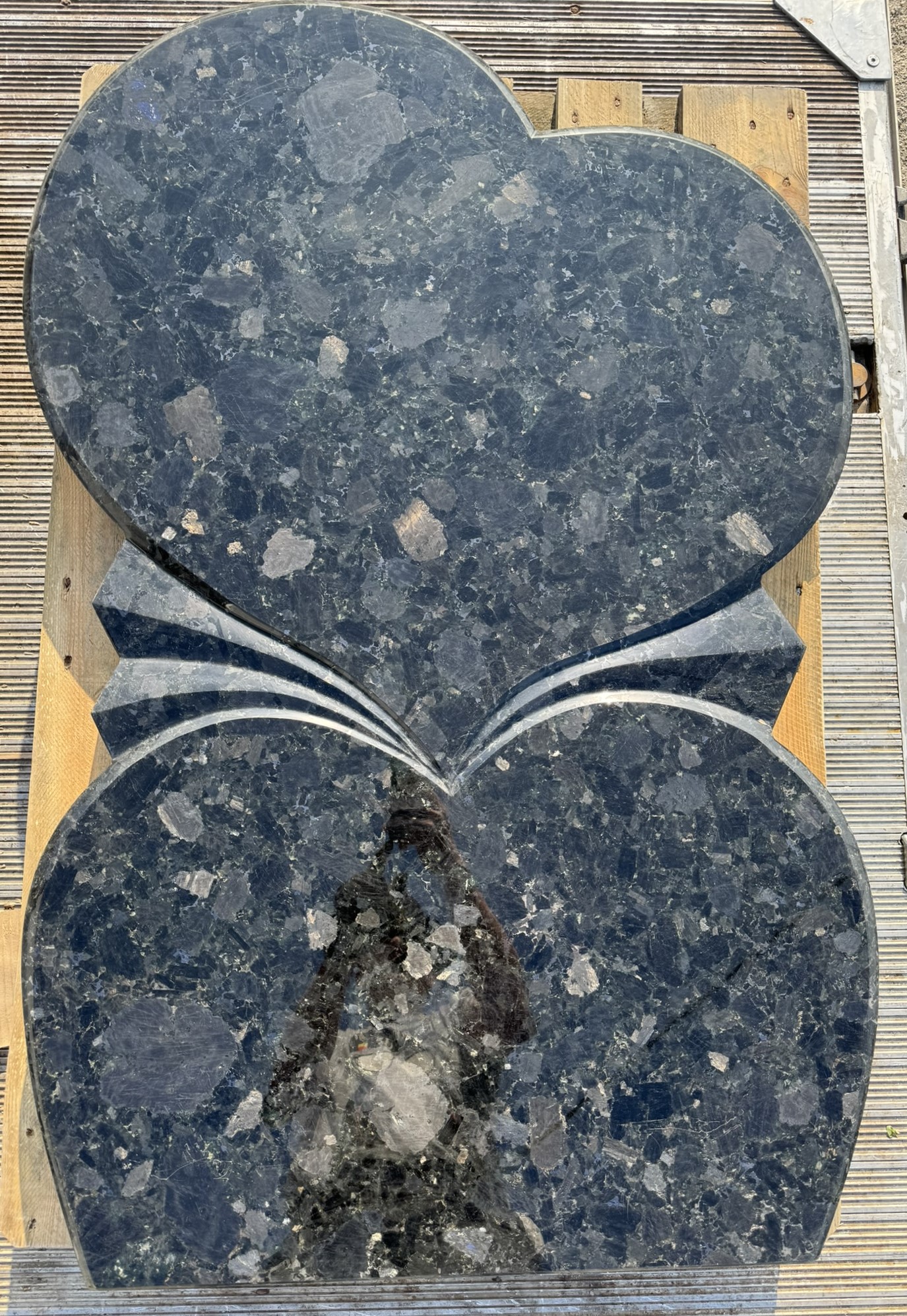 Модел 4 - Лабрадорит